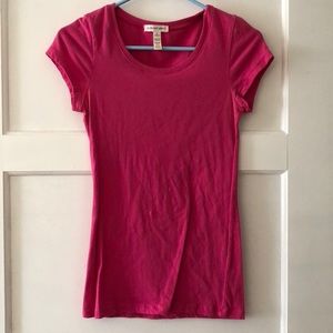 Hot pink tee